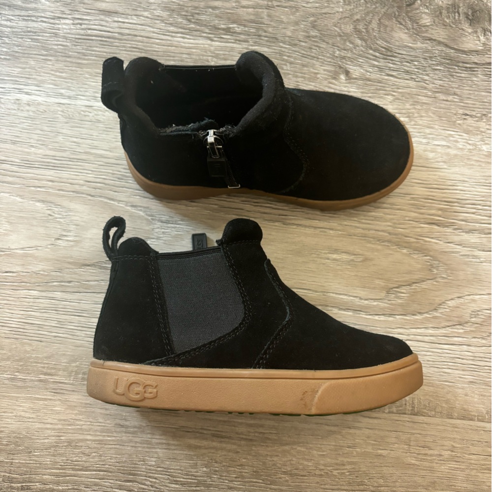 UGG Hamlin Li Boots size 9 boys - Ugg boots toddler black